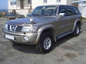 2002 Nissan Safari Pictures