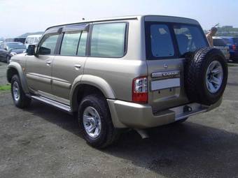 2002 Nissan Safari Pictures