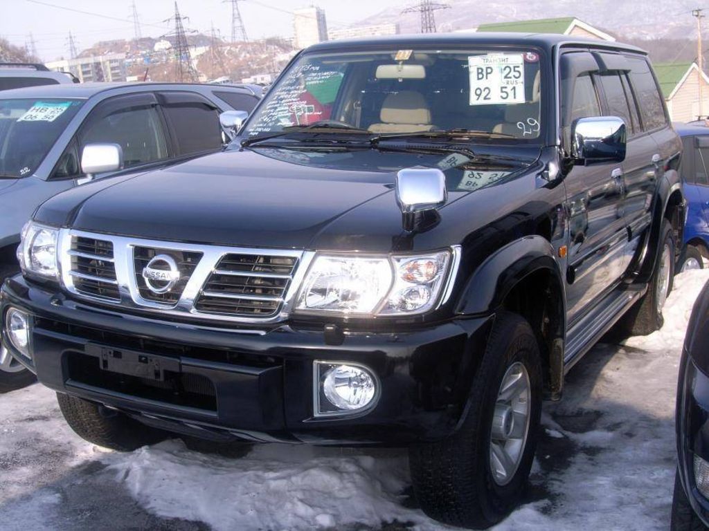 2003 Nissan Safari