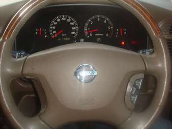 2003 Nissan Safari Images