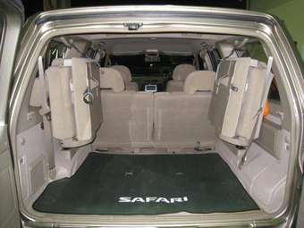 Nissan Safari