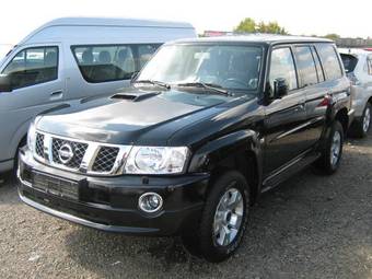 2007 Nissan Safari Pictures