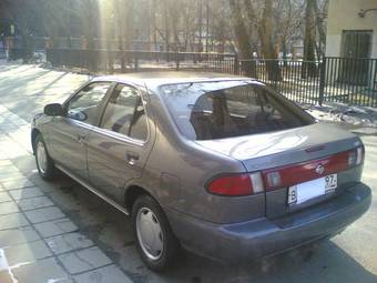 2000 Nissan Sentra Wallpapers