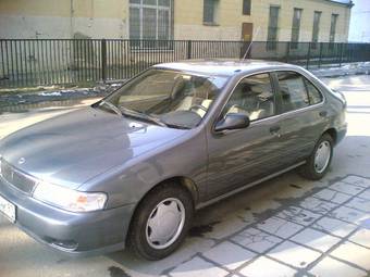 2000 Nissan Sentra Pics