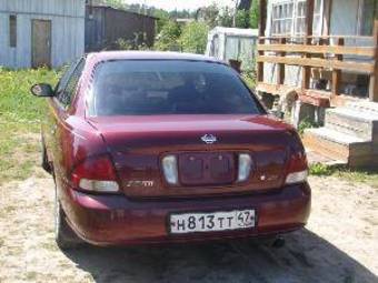 2000 Nissan Sentra Pics