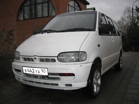 1992 Nissan Serena