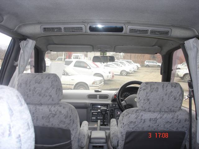 1992 Nissan Serena