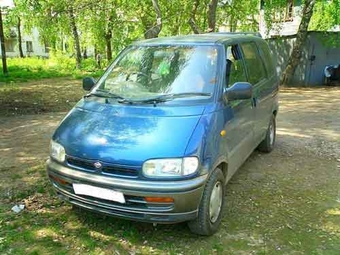 1993 Nissan Serena