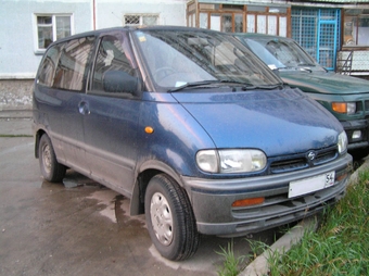 1993 Nissan Serena