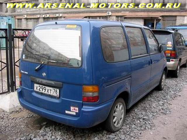 1993 Nissan Serena Pictures