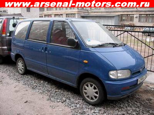 1993 Nissan Serena Photos