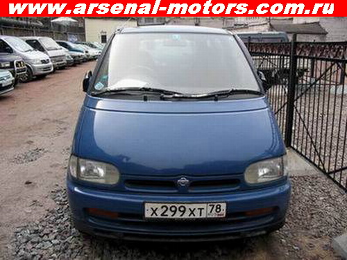 1993 Nissan Serena Pictures