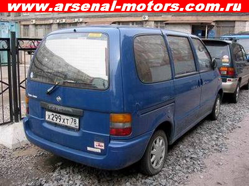 1993 Nissan Serena Photos