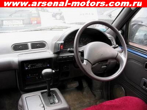 1993 Nissan Serena For Sale