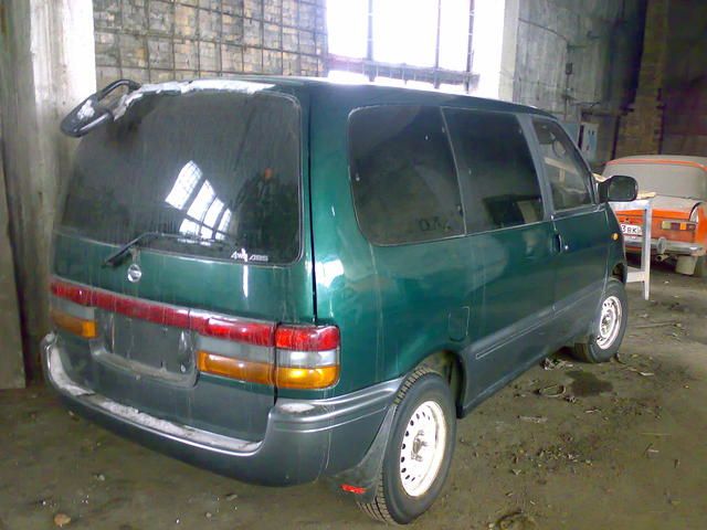 1994 Nissan Serena