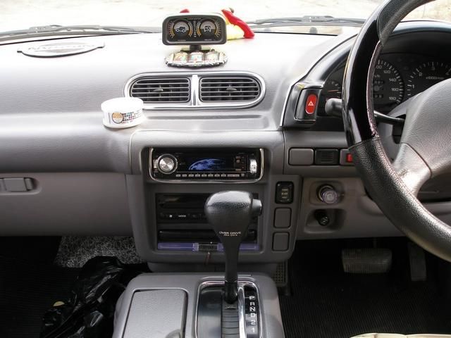 1994 Nissan Serena