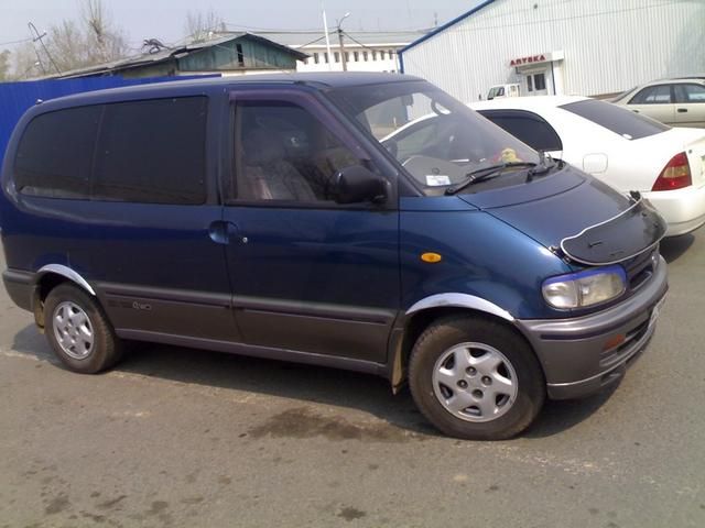 1994 Nissan Serena