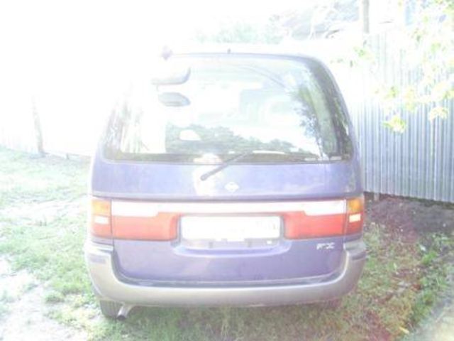 1997 Nissan Serena