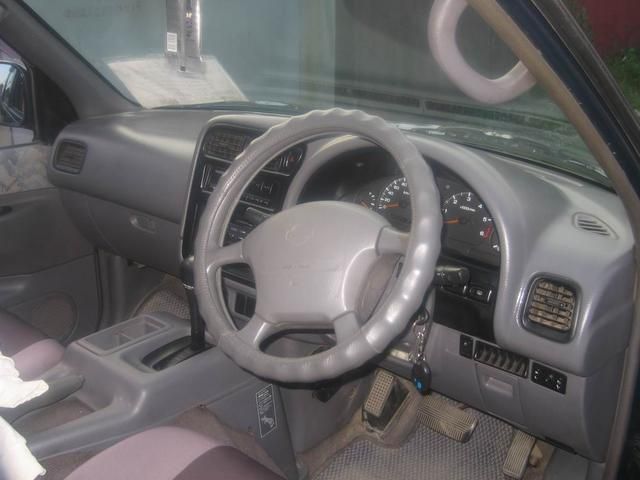 1997 Nissan Serena