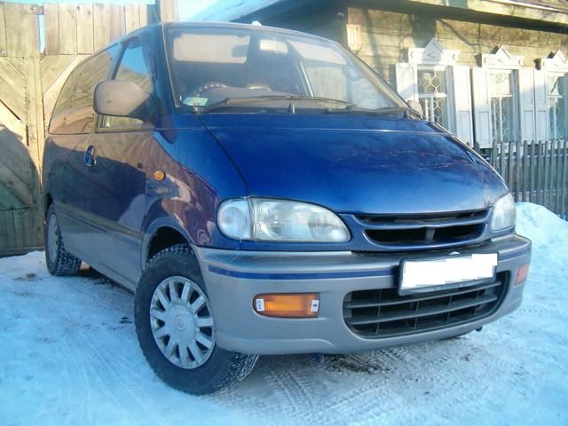 1997 Nissan Serena