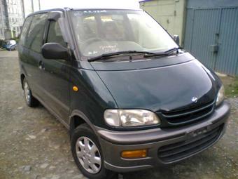 1997 Nissan Serena