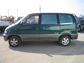 1998 Nissan Serena