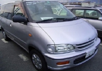 1998 Nissan Serena