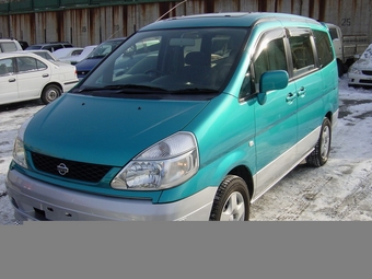 1999 Nissan Serena