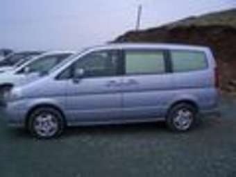 1999 Nissan Serena