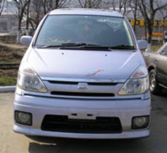 1999 Nissan Serena