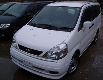 1999 Nissan Serena