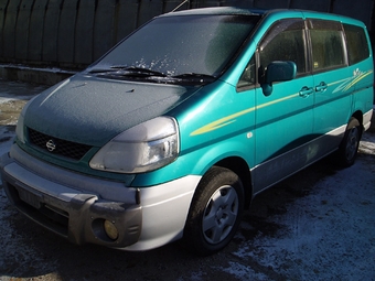 1999 Nissan Serena