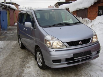 1999 Nissan Serena