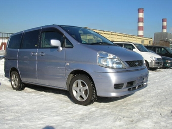 1999 Nissan Serena