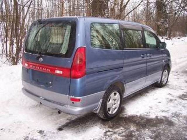 1999 Nissan Serena