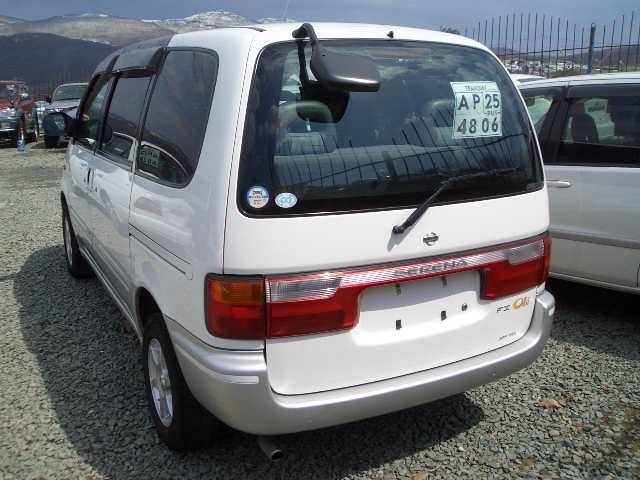1999 Nissan Serena