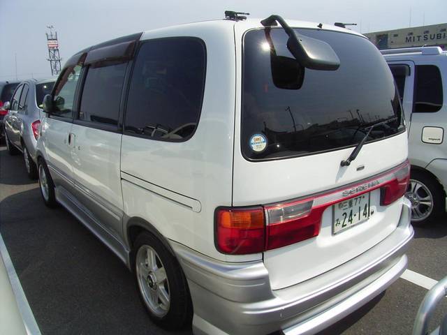 1999 Nissan Serena