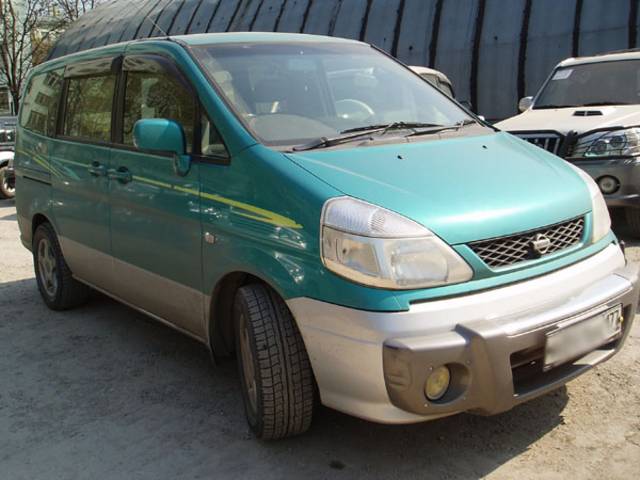 1999 Nissan Serena