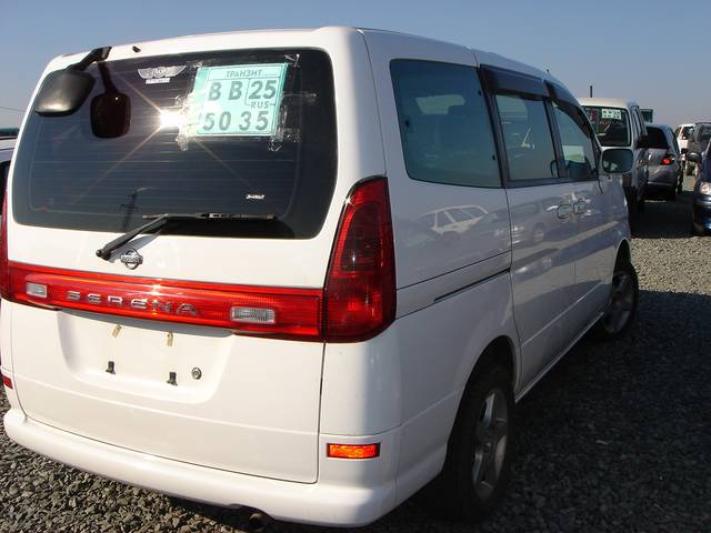 1999 Nissan Serena