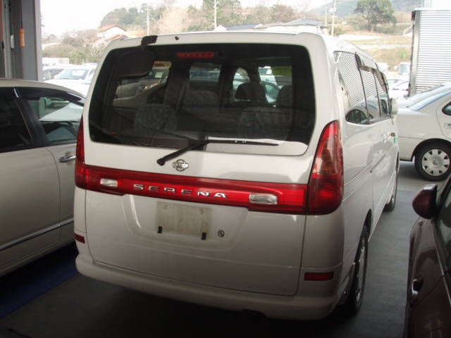 1999 Nissan Serena