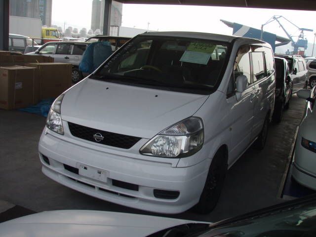 1999 Nissan Serena