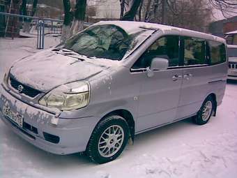 1999 Nissan Serena