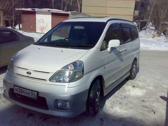 1999 Nissan Serena