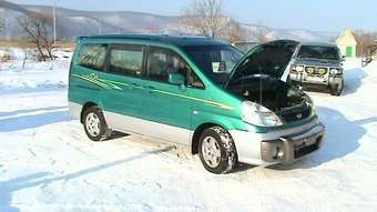 1999 Nissan Serena