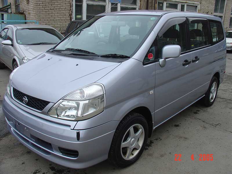 1999 Nissan Serena Pictures