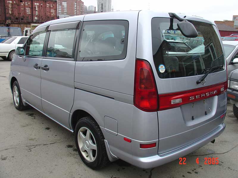 1999 Nissan Serena Photos