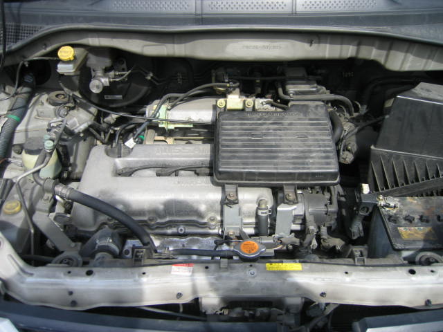 1999 Nissan Serena Images