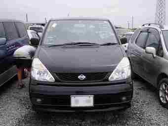 1999 Nissan Serena Pictures