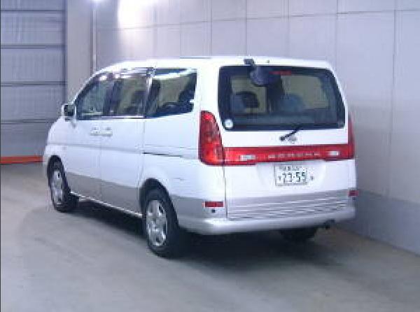 1999 Nissan Serena Pictures