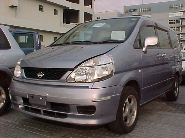 1999 Nissan Serena Pictures